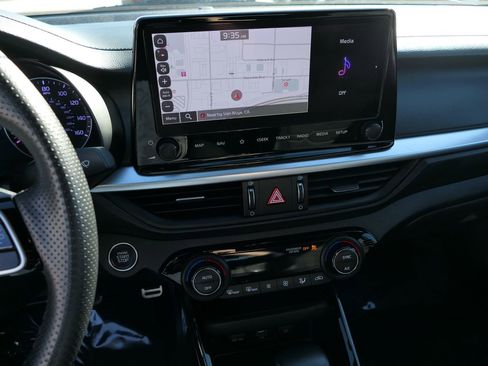 Used 2023 Kia Forte GT-Line w/ GT-Line Technology Package image 19