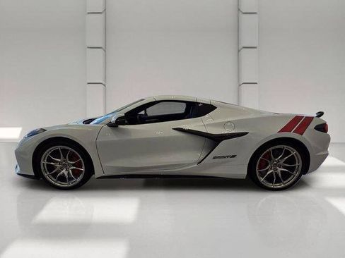 Used 2027 Chevrolet Corvette Grand Sport w/ Grand Sport Launch Edition RWD image 2