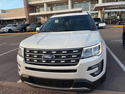 Used 2017 Ford Explorer Limited w/ Equipment Group 301A image 2