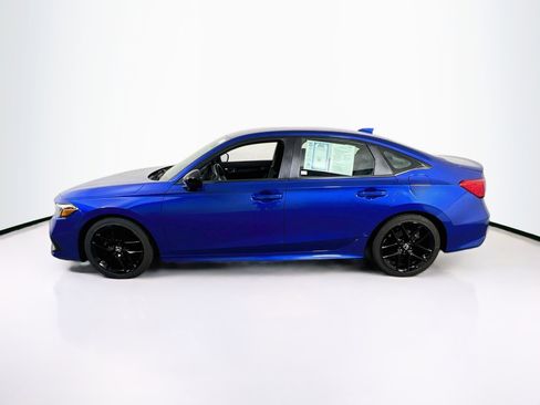 Used 2023 Honda Civic Sport image 8