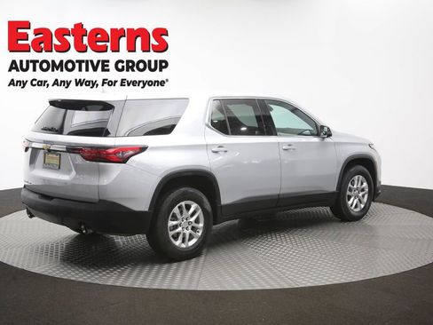 Used 2022 Chevrolet Traverse LS AWD/4WD image 40