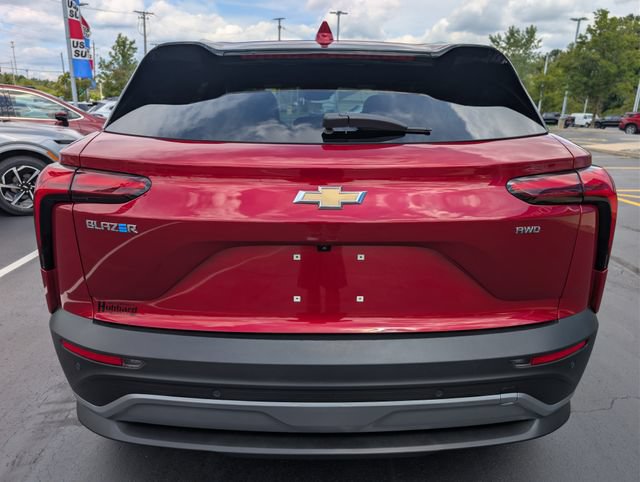 Used 2024 Chevrolet Blazer EV LT AWD/4WD image 4