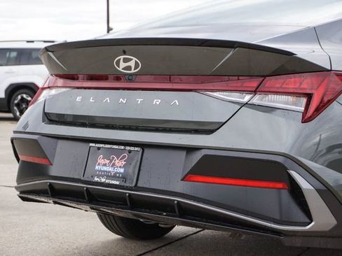 New 2026 Hyundai Elantra SEL Sport Premium FWD image 5