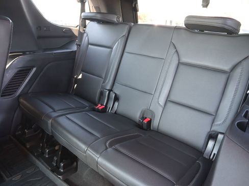 Used 2021 GMC Yukon Denali image 9