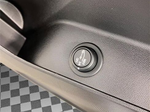 Certified 2024 Chevrolet Equinox LT image 14