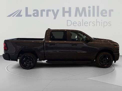 New 2026 RAM 1500 Express AWD/4WD image 6