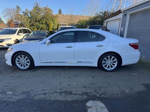 Used 2012 Lexus LS 460 AWD image 4
