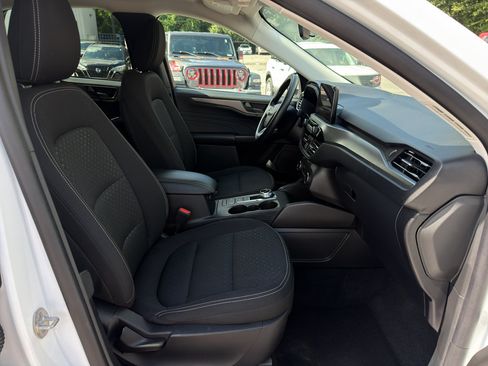 Used 2025 Ford Escape Active FWD image 22