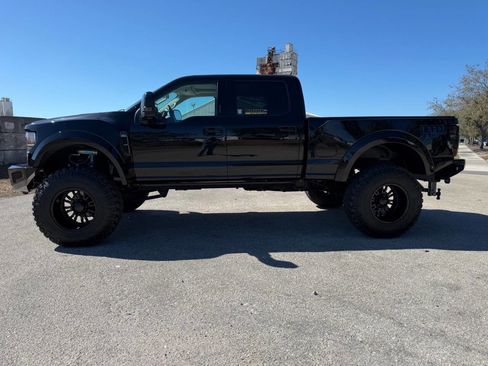 Used 2021 Ford F250 Limited w/ FX4 Off-Road Package image 3