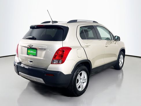 Used 2016 Chevrolet Trax LT image 10