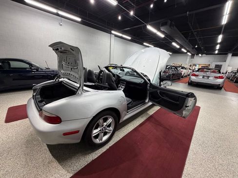 Used 2001 BMW Z3 2.5i RWD image 35