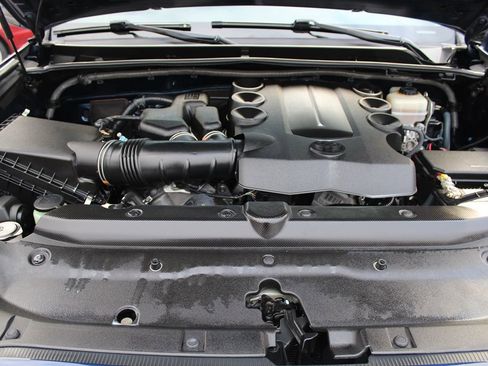 Used 2014 Toyota 4Runner SR5 image 33