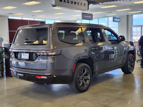 New 2026 Jeep Grand Wagoneer Limited w/ Premium Group II image 3