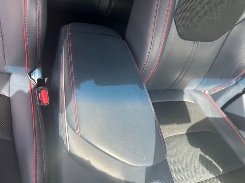 Used 2023 Genesis GV70 2.5T Sport Prestige w/ Sport Prestige Package image 38