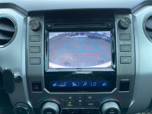 Used 2015 Toyota Tundra Limited AWD/4WD image 24