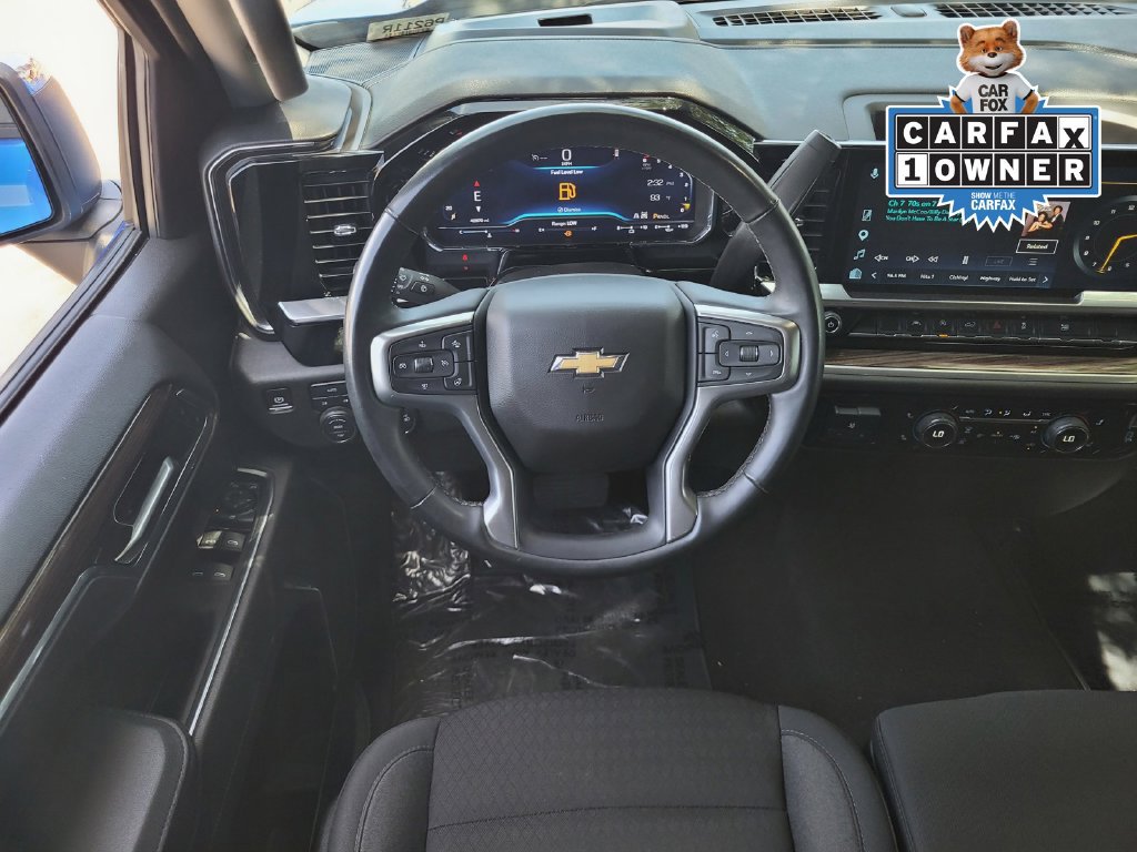 Used 2025 Chevrolet Silverado 1500 LT AWD/4WD image 11