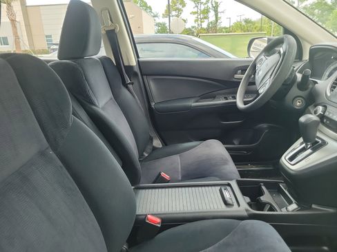 Used 2013 Honda CR-V LX image 3
