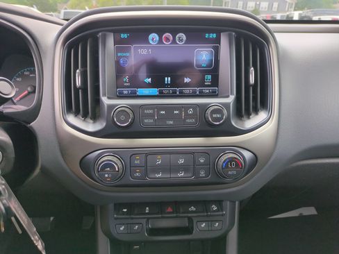 Used 2015 Chevrolet Colorado Z71 RWD image 23