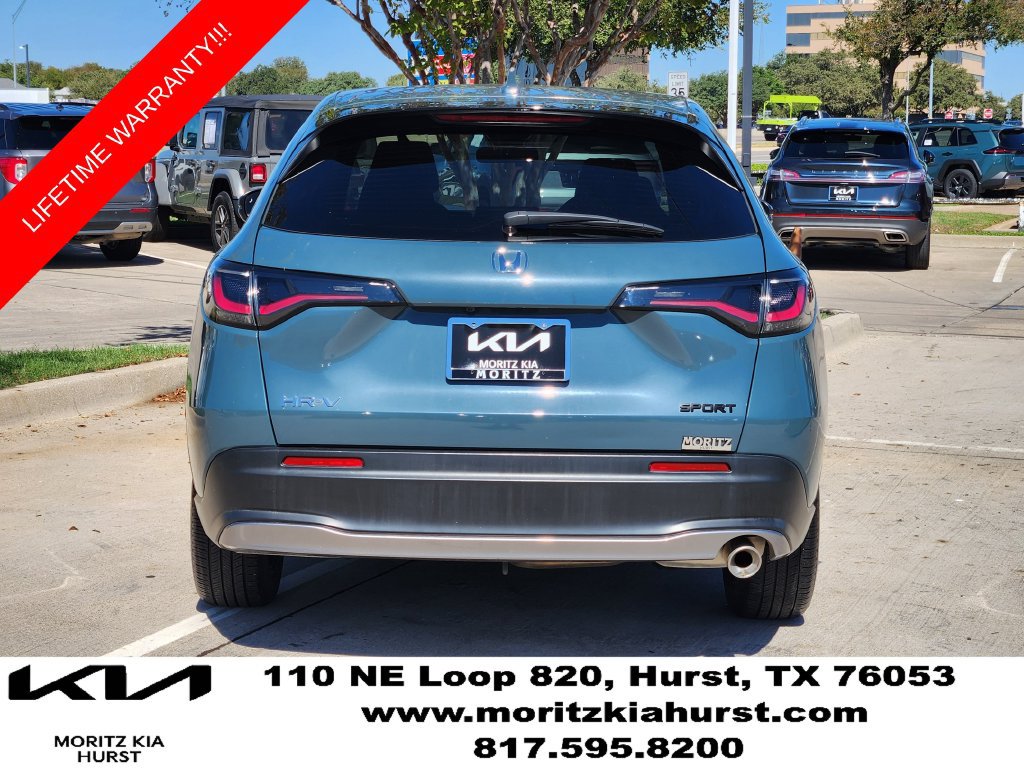 Used 2025 Honda HR-V Sport image 12