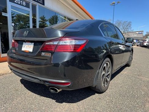 Used 2016 Honda Accord EX image 7