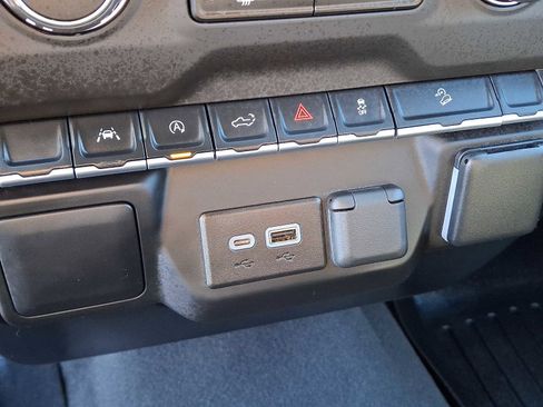 Used 2023 Chevrolet Silverado 1500 Custom Trail Boss image 24