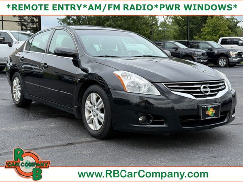 Used 2011 Nissan Altima 2.5 S w/ Special Edition Pkg FWD image 1