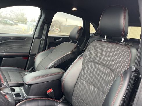 Used 2023 Ford Escape ST-Line w/ Tech Pack #1 image 12