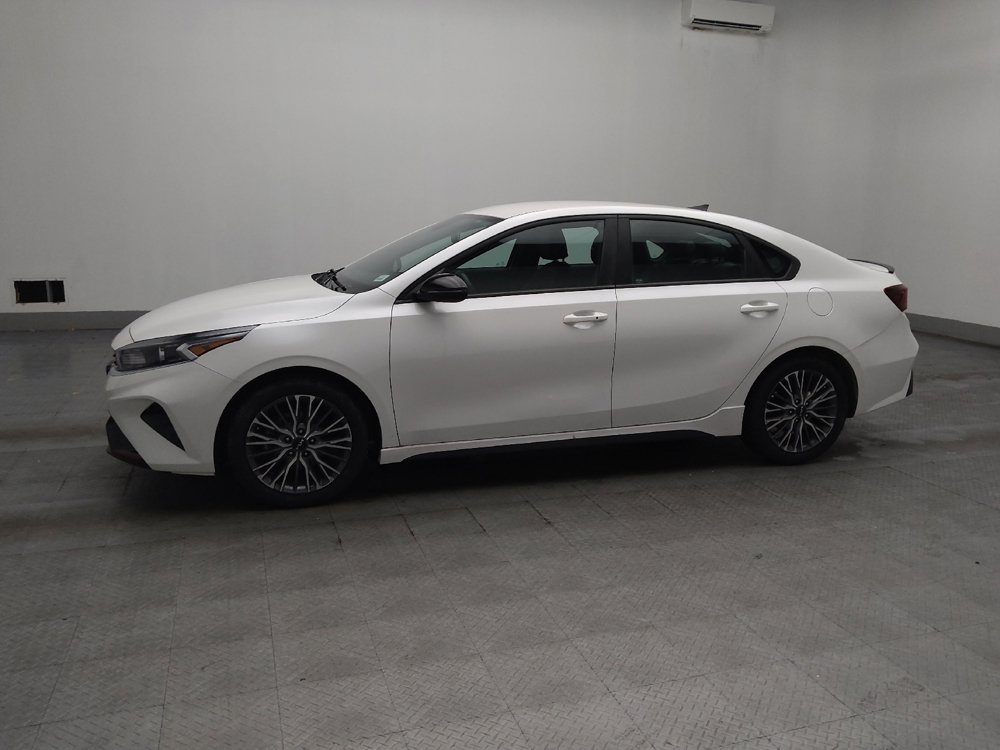 Used 2023 Kia Forte GT-Line FWD image 2