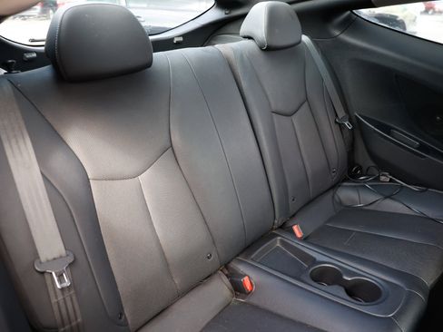 Used 2015 Hyundai Veloster Turbo image 14