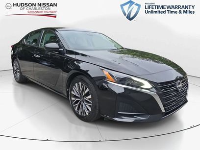 Used 2024 Nissan Altima 2.5 SV