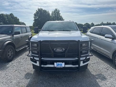Used 2023 Ford F250 XL w/ STX Appearance Package AWD/4WD image 2