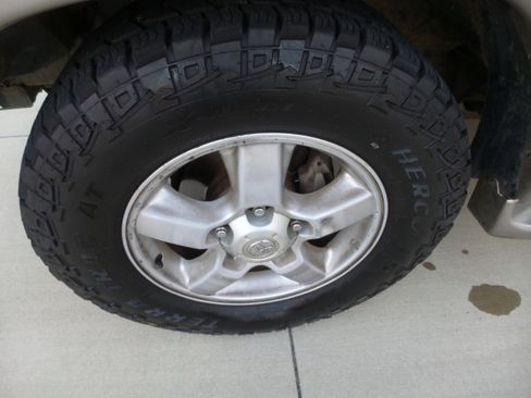 Used 2003 Toyota Land Cruiser image 10