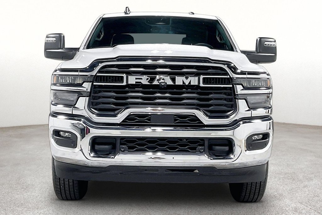 Used 2026 RAM 2500 Big Horn AWD/4WD image 4