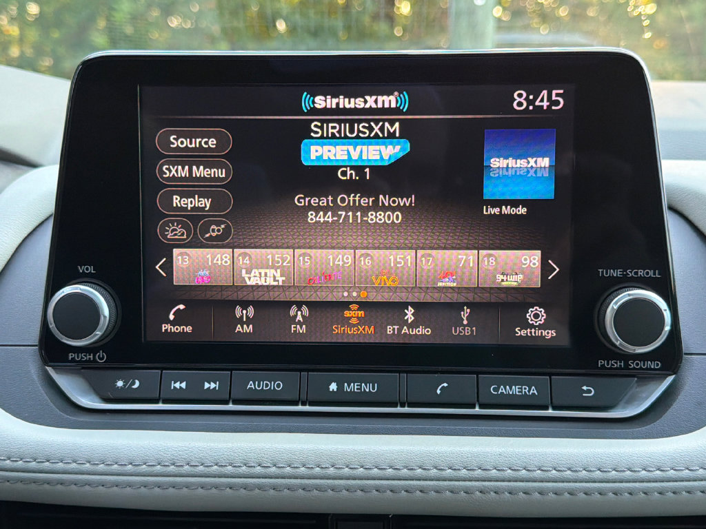 Used 2023 Nissan Rogue SV w/ SV Premium Package FWD image 29