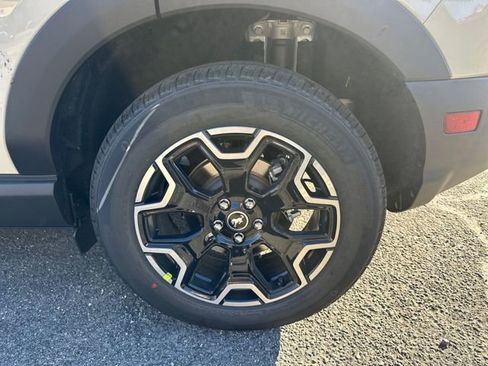 New 2025 Ford Bronco Sport Outer Banks w/ Outer Banks Tech Package+ image 14