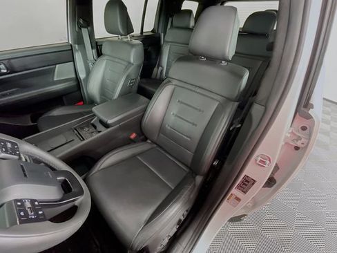 Used 2024 Hyundai Santa Fe Calligraphy image 23