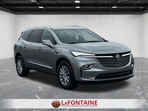 Used 2024 Buick Enclave Essence w/ Trailering Package, 5000 lbs. AWD/4WD image 7