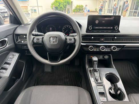 Used 2022 Honda Civic LX image 11