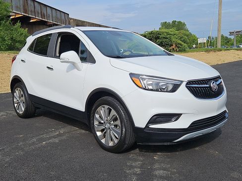 Certified 2019 Buick Encore Preferred FWD image 1