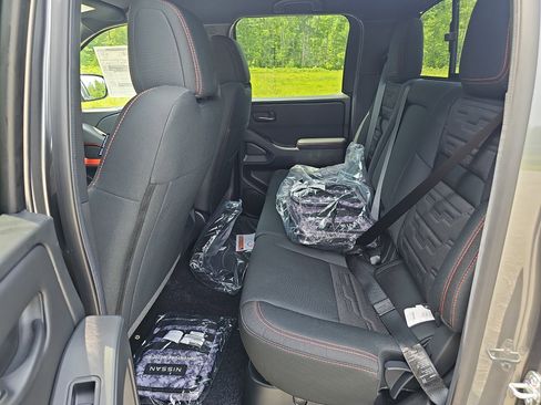 New 2026 Nissan Frontier PRO-4X w/ Tow Package AWD/4WD image 26