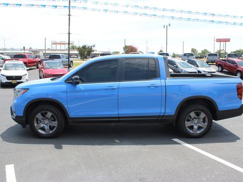 Used 2025 Honda Ridgeline TrailSport image 5