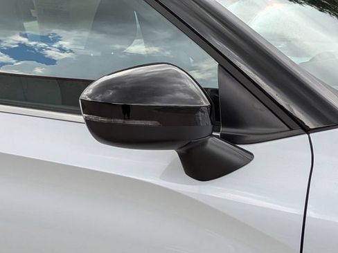 New 2026 Mitsubishi Outlander SE FWD image 12