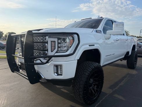 Used 2020 GMC Sierra 3500 Denali w/ Denali Ultimate Package AWD/4WD image 9