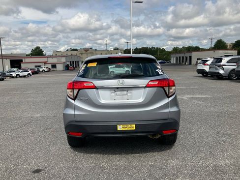 Used 2021 Honda HR-V LX image 16