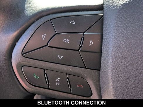 Used 2019 Jeep Cherokee Trailhawk w/ Cold Weather Group image 9