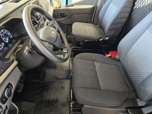 Used 2024 Ford Transit 250 Low Roof w/ Exterior Upgrade Package image 15