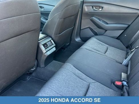 Certified 2025 Honda Accord SE image 14