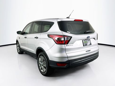 Used 2017 Ford Escape S image 5