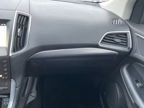 Used 2018 Ford Edge Titanium w/ Equipment Group 301A image 16