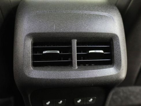Used 2020 Chevrolet Equinox Premier FWD image 33